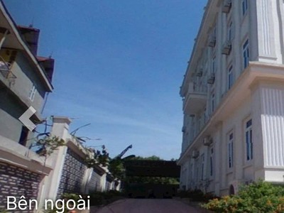 Bán gấp khách sạn 1094m2, mt20m, 6t, 32 tỷ, sóc sơn. 3
