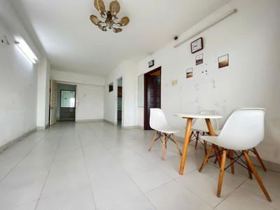  giá tốt  căn hộ miếu nổi   tầng 8,  nhà trống   chỉ 3 tỷ  0