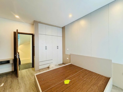 Phân lô ngọc thuỵ - longbiên - dân xây chắc chắn - ô tô đỗ cửa - view cầu long biên - gần mipec - 3