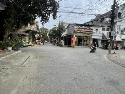 Lô đất 2 mặt tiền phường phan thiết cách vincom chỉ 50m 0