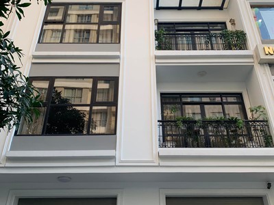 Bán liền kề vinhomes gardenia hàm nghi, 120m2, 5 tầng, thang máy, vị trí đẹp 0