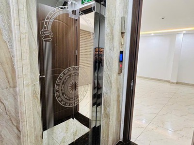 Tòa nhà 7 tầng  thang máy nguyễn chí thanh, 50m , mặt tiền 8m, kinh doanh đỉnh 3