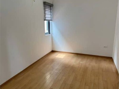 Nhà mới đẹp, mặt phố, vỉa hè, kinh doanh đỉnh, trung tâm quận hoàng mai 4