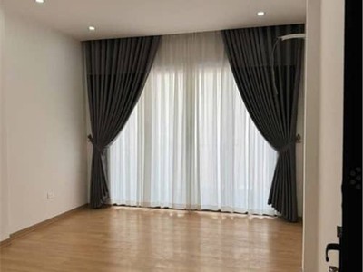 Nhà mới đẹp, mặt phố, vỉa hè, kinh doanh đỉnh, trung tâm quận hoàng mai 2
