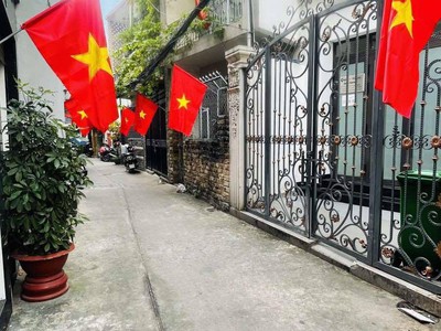 Quận 1  p.tân định- hxh- chỉ 5 căn ra mặt tiền -   4x17.5 - 4 tầng btct- 5 phòng- chính chủ 1 đời. 0