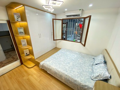 Bán căn hộ tập thể bách khoa, hai bà trưng, sd 75m2, ô tô đỗ chân cầu thang, full nội thất mới, về 2