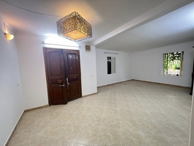 Bán căn hộ tập thể phố hoàng ngọc phách, đống đa, dtsd 75m2, 3pn, nhà đẹp rộng thoáng, trung tâm - 0