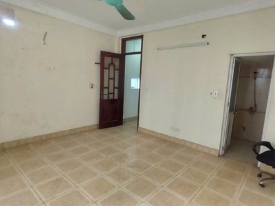 Bán nhà phố khương trung, thanh xuân, 25m2, 5t, 30m ra mặt phố ô tô tránh, gần trường c1-2 nguyễn 3