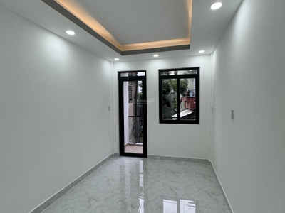 1 bán nhà hoàng hoa thám - 40 m2 -3 tầng 3pn - sổ vuông-6.x 4