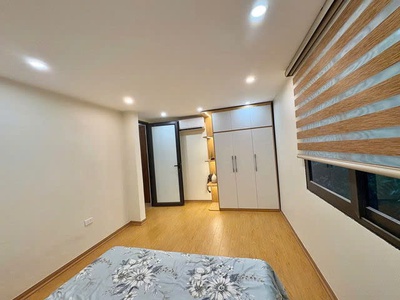 Bán căn hộ tập thể phố phạm ngọc thạch, đống đa, sd 90m2, lô góc, ô tô đỗ chân cầu thang, full nt, 3