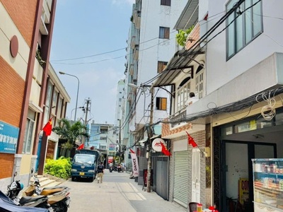 Bán nhà hxh bạch đằng  5x9  gần hàng xanh nhỉnh 5 tỷ 0