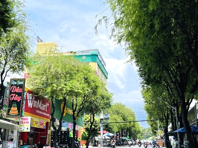 Đất thổ cư mặt tiền kinh doanh linh xuân thủ đức, 89m , shr, cho thuê 7tr/tháng, giá chỉ 5.58 tỷ. 0