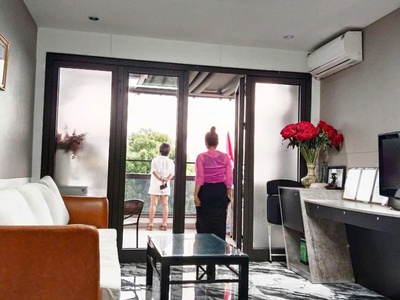 Vị trí vàng  vip nhất q. đống đa. mặt hồ 42m 6t - phân lô  - vỉa hè, ô tô tránh. giá chỉ 16 tỷ 3