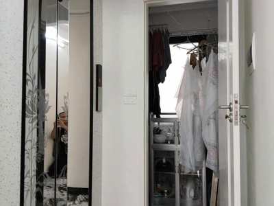 Vị trí vàng  vip nhất q. đống đa. mặt hồ 42m 6t - phân lô  - vỉa hè, ô tô tránh. giá chỉ 16 tỷ 4