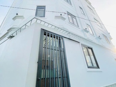 Bán nhà tạ quang bửu view công viên, p.5-q.8, 4 tầng- 54m2 - nhỉnh 8 tỷ- không qh, hoàn công đủ 1