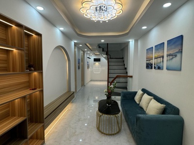 1 bán nhà hoàng hoa thám - 40 m2 -3 tầng 3pn - sổ vuông-6.x 2