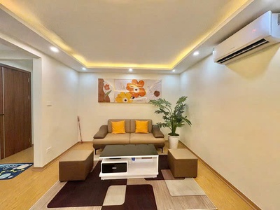 Bán căn hộ tập thể phố phạm ngọc thạch, đống đa, sd 90m2, lô góc, ô tô đỗ chân cầu thang, full nt, 0