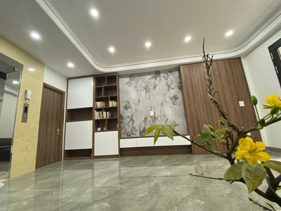 Nhà đẹp đàm quang trung - long biên   6 tầng   gần aeon   giá hợp lý 1