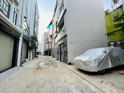 Bán nhà gò vấp, chdv vip ngay đh công nghiệp, 5 tầng, 10 pn, hẻm xe  tải nguyễn văn nghi, dòng tiền 1