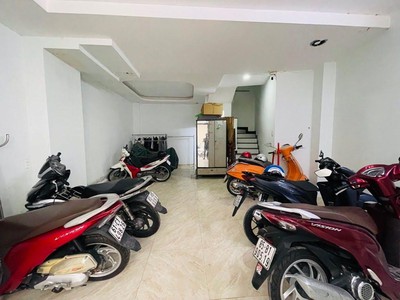 Bán nhà gò vấp, chdv vip ngay đh công nghiệp, 5 tầng, 10 pn, hẻm xe  tải nguyễn văn nghi, dòng tiền 2
