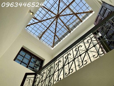 Cho thuê gấp lâu dài giá rẻ nguyên căn giáp nhị 52m, 5 tầng, mặt...