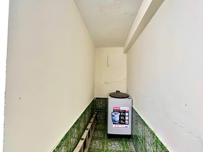 Cho thuê nhà khu Văn Cao, DT: 40m2, 3 phòng ngủ. 3