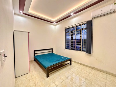 Cho thuê nhà khu Văn Cao, DT: 40m2, 3 phòng ngủ. 6