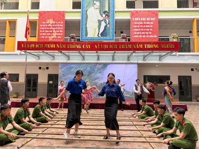 Bán sạp tre - cho thuê sạp tre 6