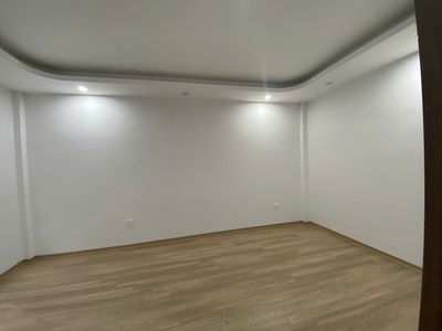 Giảm giá  nhà xây 5 tầng 30m2, tại vân canh, cách 2 nhà ra đường ô tô tránh, giá 5.25 tỷ 2