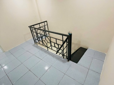 Bán nhà hẻm đường 14 linh chiểu gần chợthủ đức, sổ riêng 48m2 3