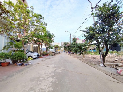 Đất tuyến 3 khu 4 vĩnh niệm, 100m, ngang 5, gần vinmec, giá 60 tr/m 1