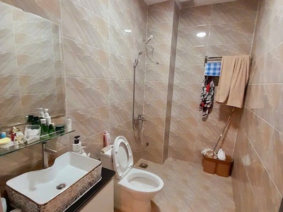  bán nhà 2 tầng lầu   ngay đường trần hưng đạo. 3