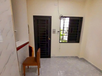  bán nhà 2 tầng lầu   ngay đường trần hưng đạo. 1