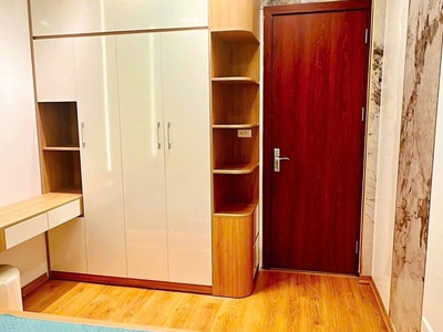 Nhà đẹp trần quốc vượng cầu giấy- dt 31m2 5 tầng mt 3m giá 7.85 tỷ 0
