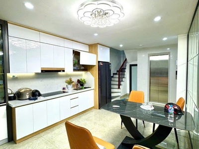 Ngõ chợ khâm thiên thang máy full nội thất dt 35m2 6 tầng mt 3.7m giá 9.8 tỷ 2