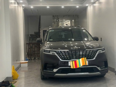 Nhà đẹp,ở ngay,gần phố ngõ thông ,oto vào nhà 7t thang máy,dt 45m,giá 16,8 tỷ  lâm hạ ,long biên 2