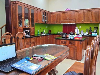 Bán biệt thự 3.5 tầng khu Trường An, ph Thanh Bình, TP HD, 212m2, lô góc 3 mặt tiền, 1x tỷ 2