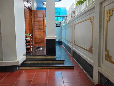 Bán biệt thự 3.5 tầng khu Trường An, ph Thanh Bình, TP HD, 212m2, lô góc 3 mặt tiền, 1x tỷ 4