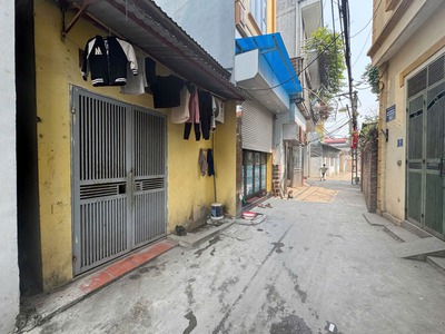 Đầu Tư An Toàn - DT: 44,7m2 nhà cấp 4 ngõ 197/80 Phúc Lợi. Ngõ thông, nở hậu, gần chợ 0