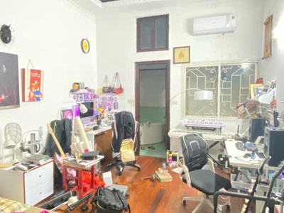 Bán 80M lê thanh nghị tặng nhà cách phố 80M hai bà trưng 1