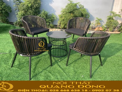 Bàn ghế cafe 4 ghế và 1 bàn đan sợi nhựa giả mây 3