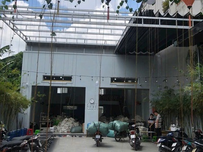 Nhà xưởng mặt tiền xã Xuân Thới Thượng, Hóc Môn dt 350m2 giá 13 tỷ 3