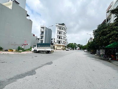 Mrs Tâm Bán đất TĐC Kiến Thiết, Sở Dầu, Hồng Bàng, Hải Phòng. 54m2- 66,5tr/m2 1