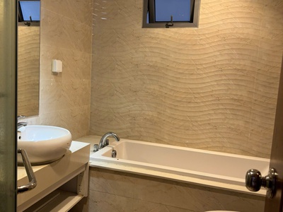 Cần bán nhanh căn hộ 3PN PARK HILL   115m    Giá siêu tốt 7