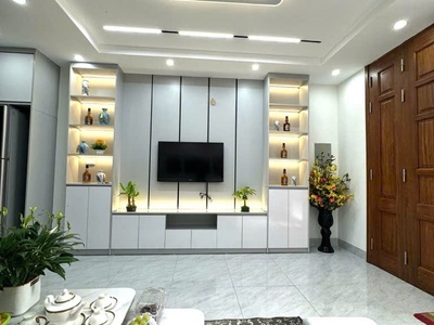 Bán Nhà Ngọc Hồi - DT 40m , Giá Nhỉnh 5 tỷ , oto đỗ cửa , Ngõ thông 4