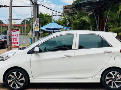 Chuyên cho thuê xe oto tự lái Đà Nẵng giá tốt 0