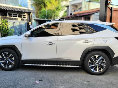 Bán xe Hyundai Tucson 2.0 AT CRDi đặc biệt 2023, màu trắng. 3