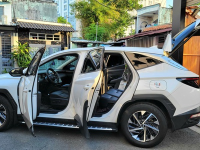 Bán xe Hyundai Tucson 2.0 AT CRDi đặc biệt 2023, màu trắng. 6