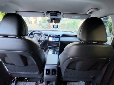 Bán xe Hyundai Tucson 2.0 AT CRDi đặc biệt 2023, màu trắng. 14