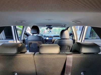 Bán xe Hyundai Tucson 2.0 AT CRDi đặc biệt 2023, màu trắng. 15